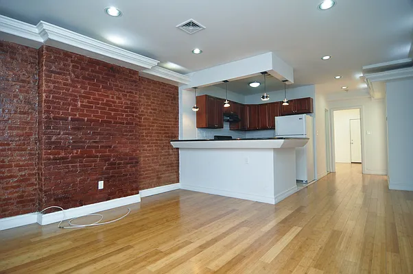 Rented by Ivory Real Estate Group, LLC | media 38