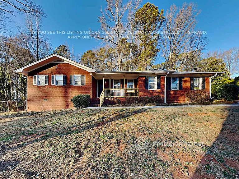 3664 Scarlet Dr — Photo 2