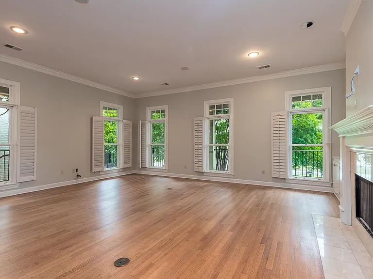 1060 Island Dr — Photo 20