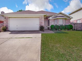3975 Colorado Springs Dr, Fort Worth, TX 76123