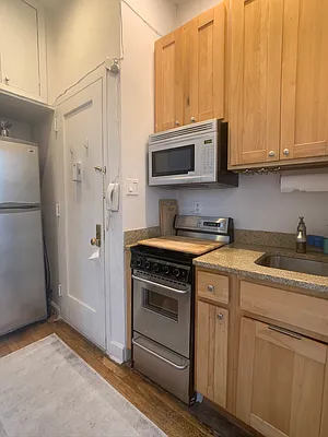 Rented by Corcoran | media 12