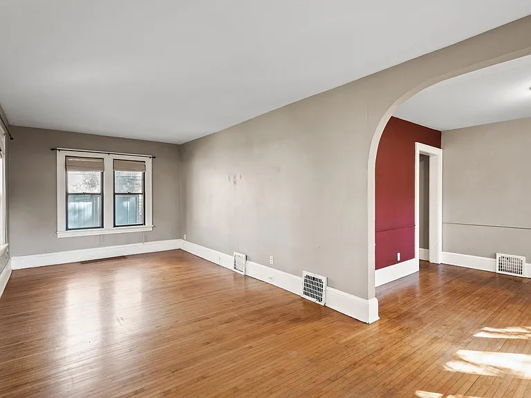 5319 Minnehaha Ave — Photo 10