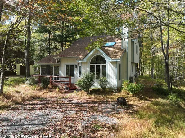 135 Sitka Dr, Pocono Lake, PA 18347