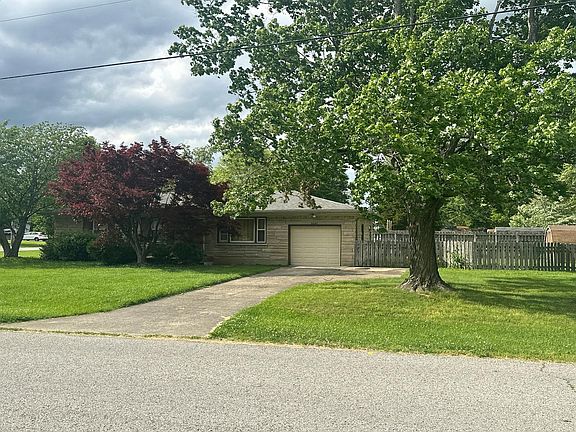 2nd image of 5603 Jessamine Ln