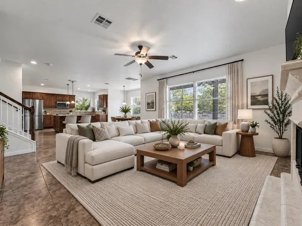 606 Irvin Dr, San Marcos, TX 78666