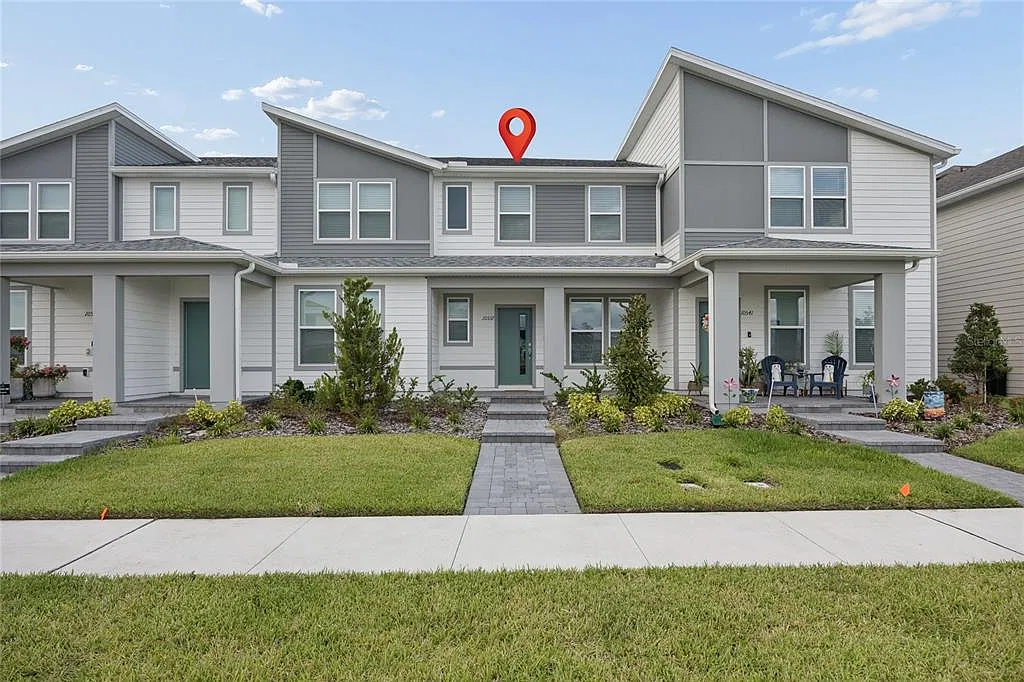 3 bed, 2.5 bath, 1553 sqft, $2,750 — Photo 1