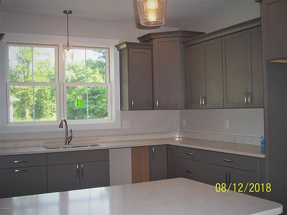 5th image of 17653 Penny Ln