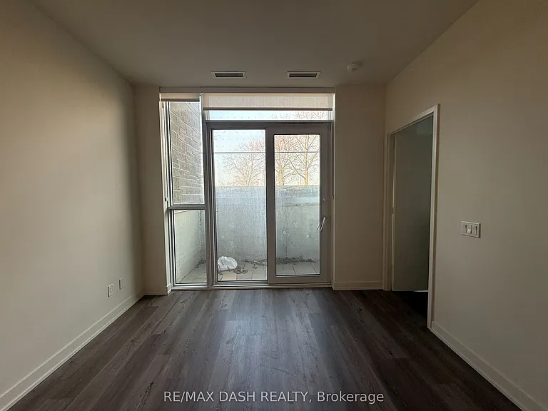 10 Deerlick Ct #104 — Photo 17