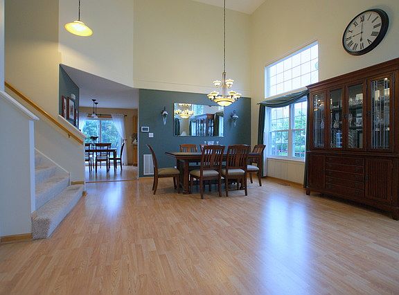 4th image of 1317 Almaden Ln