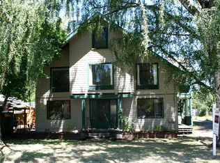 111 Hansen Ln, Eugene, OR 97404