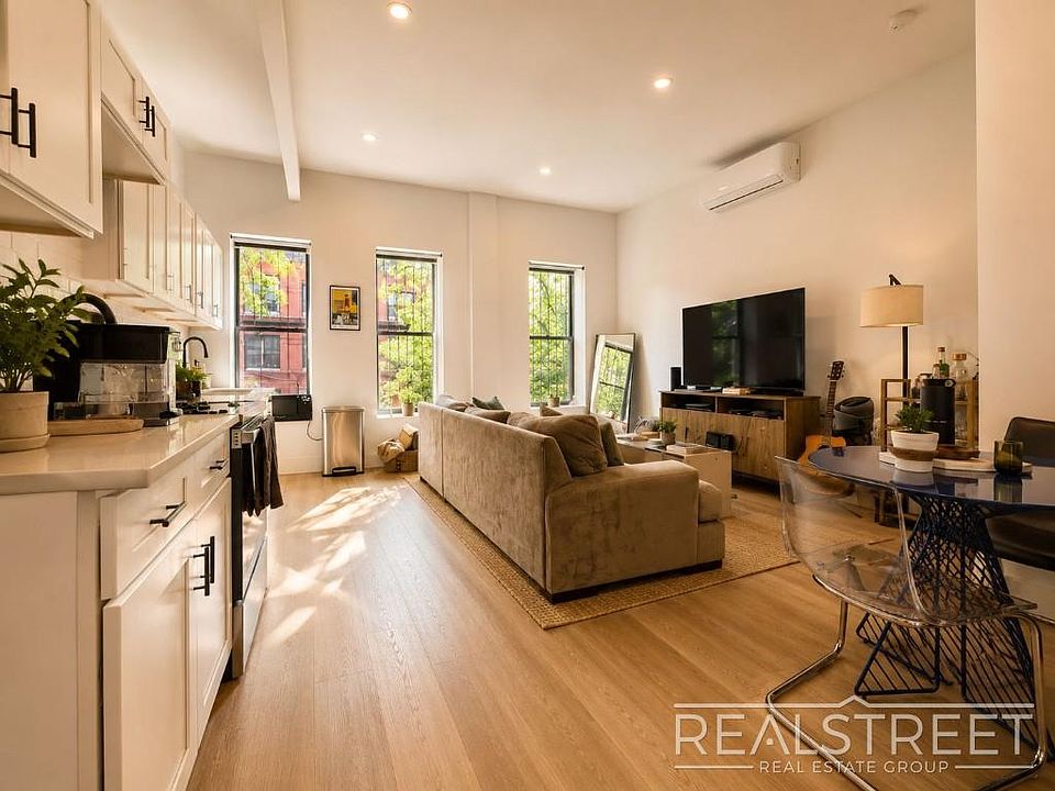 1st image of 350 Vernon Ave #3