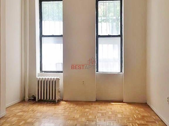 5th image of 515 W 48th St APT 1FE