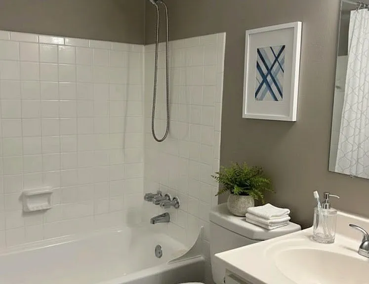 Autumn Ridge Apartment Homes — Photo 41