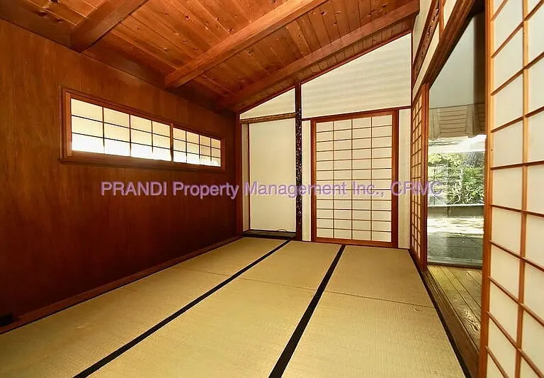 20 Graceland Dr — Photo 6