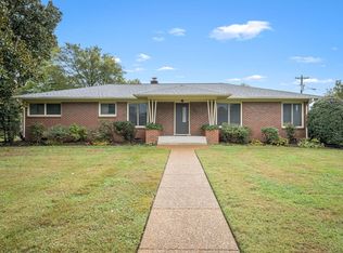 902 Whitehall Rd, Murfreesboro, TN 37130