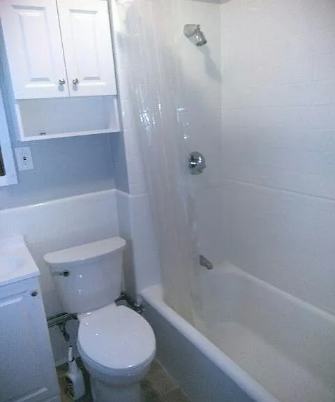 182 Lafayette St — Photo 16