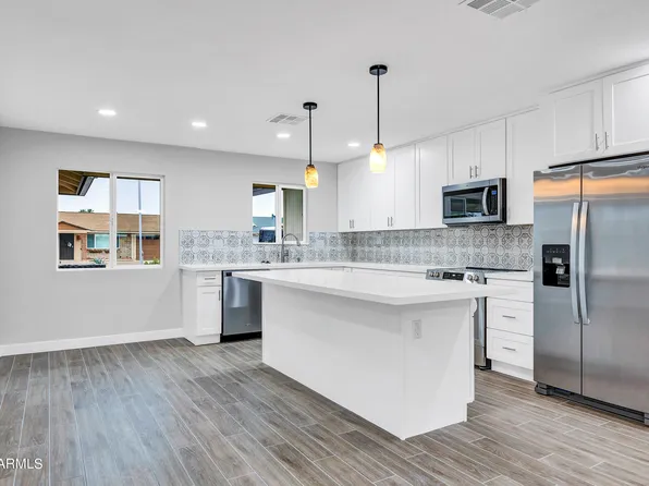 10602 W CUMBERLAND Drive, Sun City, AZ 85351