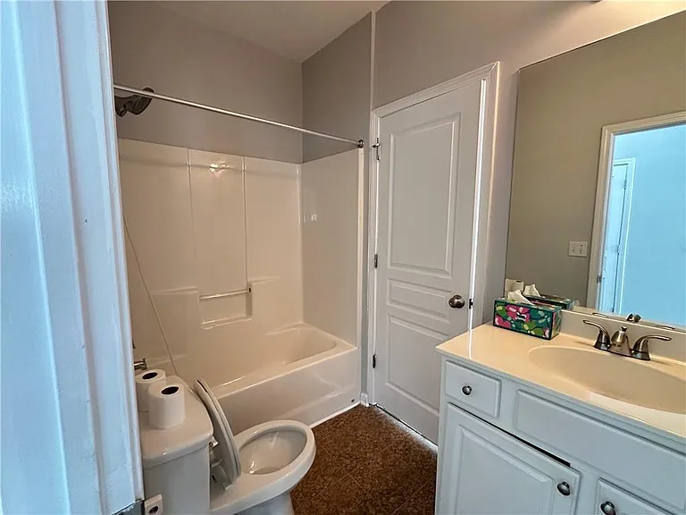 1129 Ida Woods Ct — Photo 13