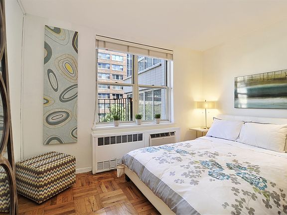 3rd image of 13 W 13th St APT 4EN