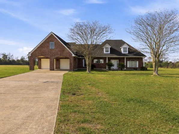 3627 Madison Ave, Beach City, TX 77523