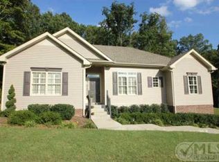 1013 Johnston Dr, White Bluff, TN 37187