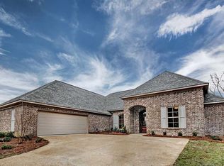 429 Meadowgreen Ln, Canton, MS 39046