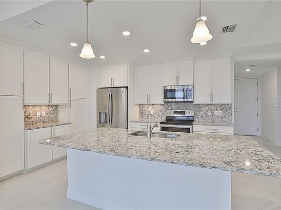 4th image of 387 Aruba Cir Unit 403