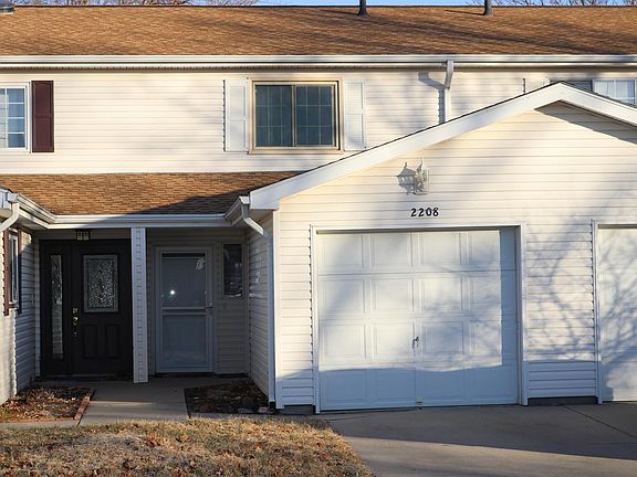 2nd image of 2208 SW 19th St #2208