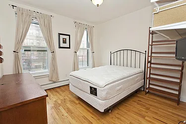 Rented by Raz Realty