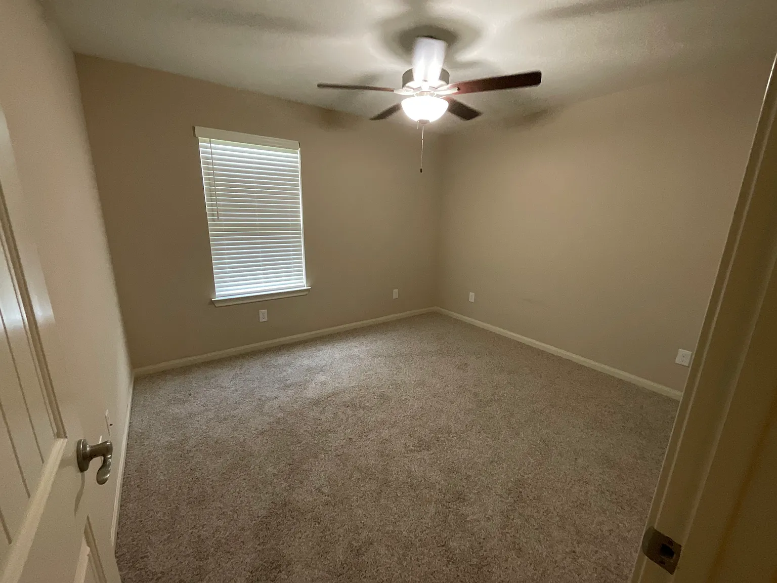 3 bed, 1518 sqft, $1,750 — Photo 2