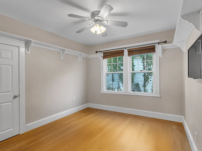 711 Academy Ave #2 — Photo 14