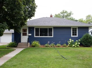 1813 6th St S, Moorhead, MN