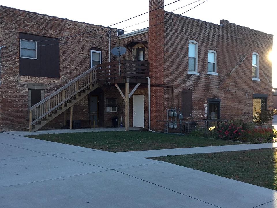 2nd image of 341 N Lafayette St APT A