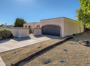 2901 E Cactus Rd, Phoenix, AZ 85032