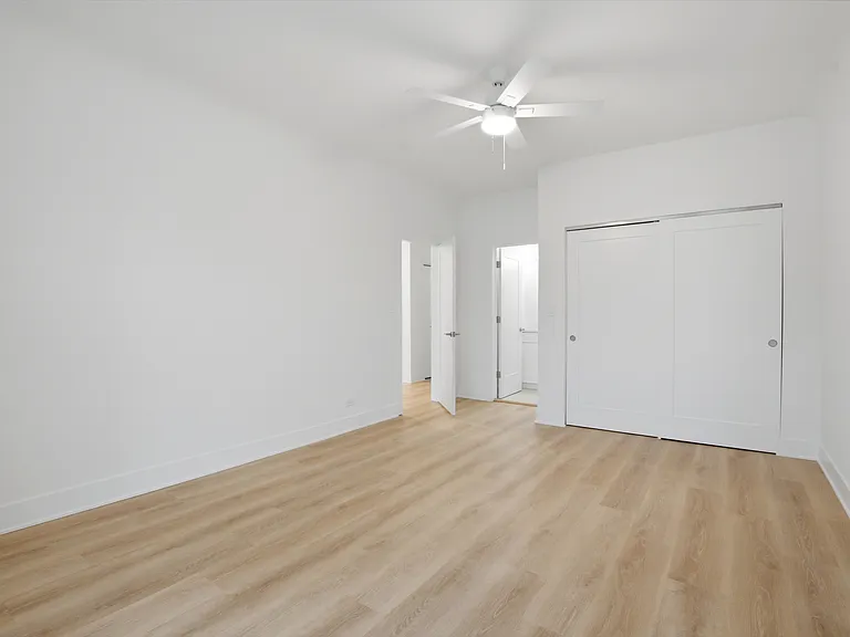 1125 Davis St./ 1603-11 Ridge Ave. — Photo 13
