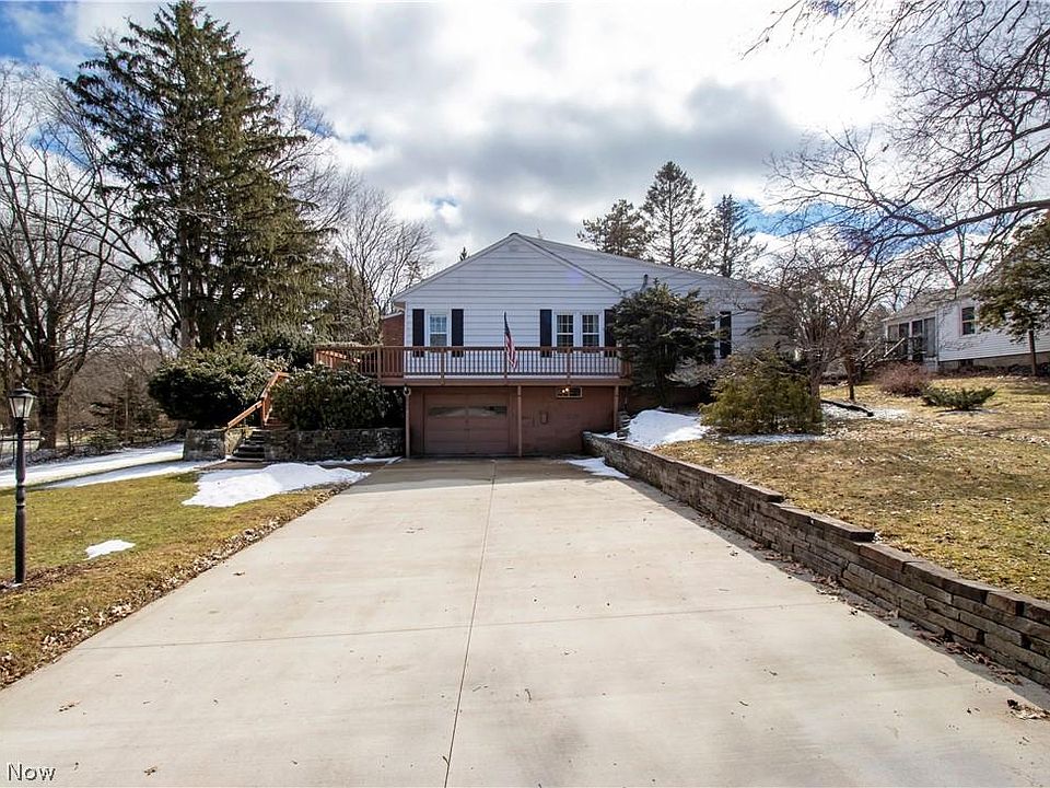 1st image of 855 Thorne Ave