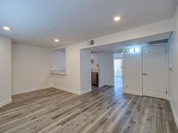 3rd image of 301 N Alvarado St #60f07602b