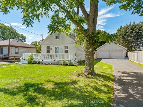 75 Knoll St, Pt Colborne, ON L3K 5A7