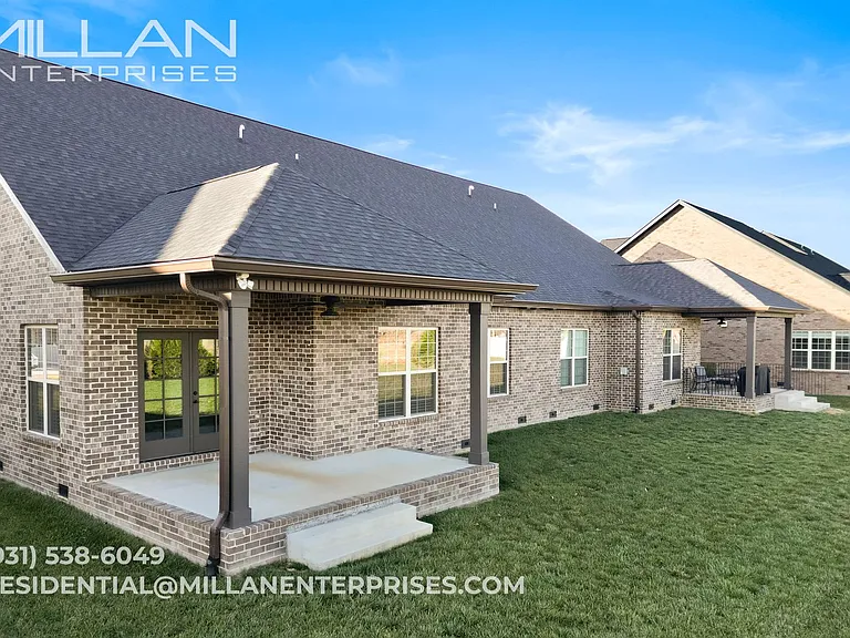 1065 Veridian Dr — Photo 32