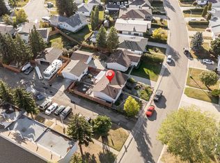 8103 14th Ave NW, Edmonton, AB T6K 1X3