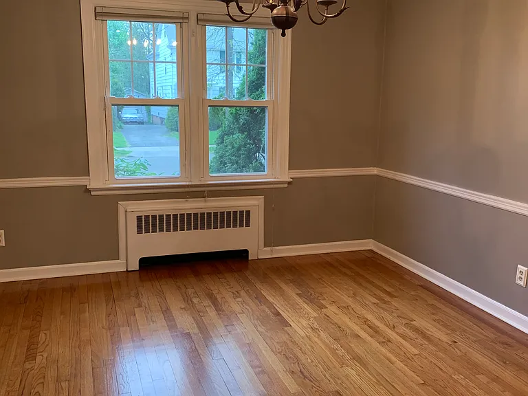 37 Spring Garden St — Photo 31