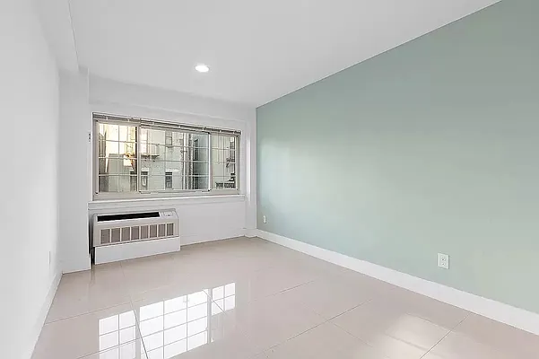 Rented by Corcoran | media 9