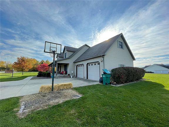 4th image of 4 Sugar Creek Ln