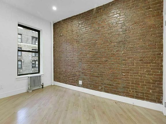 2nd image of 334 E 94th St APT 4C