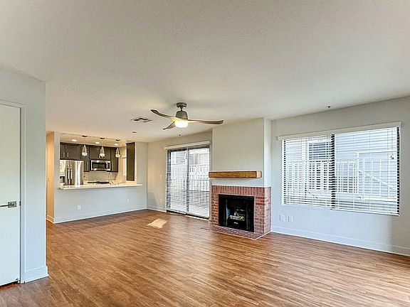 4th image of 3615 S Centinela Ave APT 2