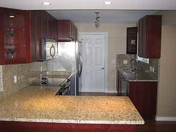 4th image of 6888 Northcrest Way E