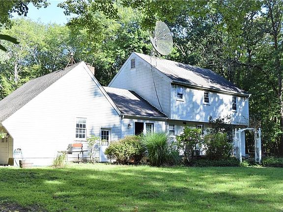 10 Fawn Hill Road