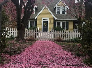 145 Center St, Clinton, NJ 08809