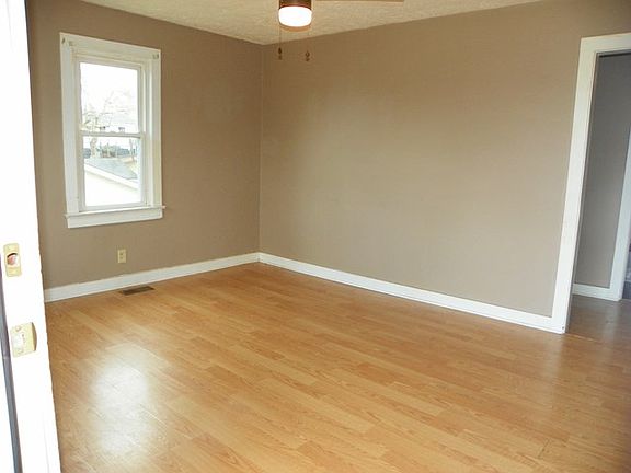 2nd image of 846 Gilliam St