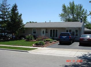 229 Pell Ave, Romeoville, IL 60446